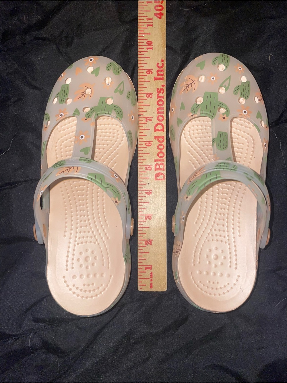 Mary Jane crocs style clog with cactus print size women’s 7 nwot - Picture 4 of 6